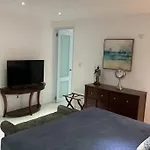 Isla Verde Oasis Ph With Private Terrace, Kingbed, Wifi, Pk