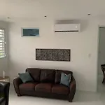 Isla Verde Oasis Ph With Private Terrace, Kingbed, Wifi, Pk